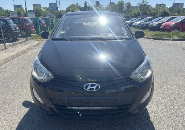 Hyundai i20 cena 16900 przebieg: 194000, rok produkcji 2012 z Szczecin małe 172